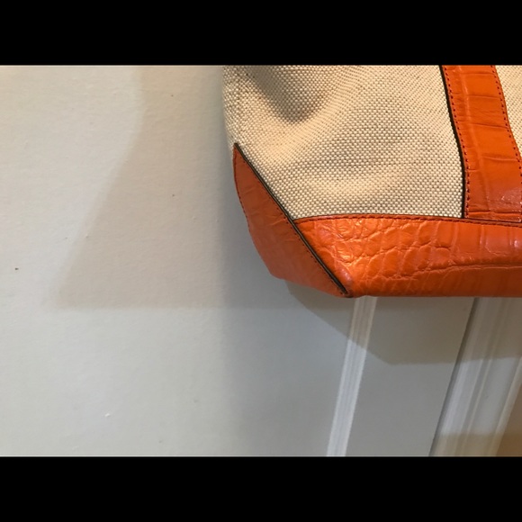 Michael Kors canvas and orange croc leather. - Picture 4 of 8